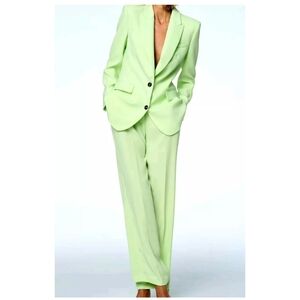 NWT WOMEN TAILORED BLAZER LIGHT LIME GREEN